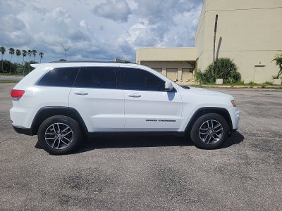 2018 Jeep Grand Cherokee Laredo E 4x2