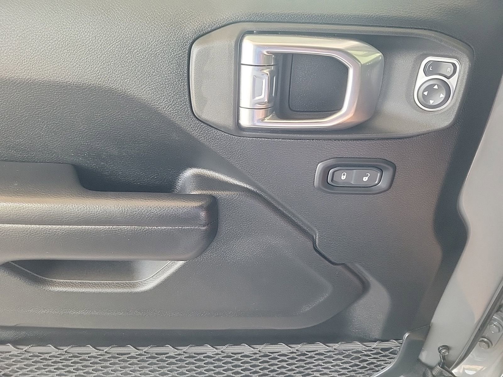 2021 Jeep Gladiator Willys
