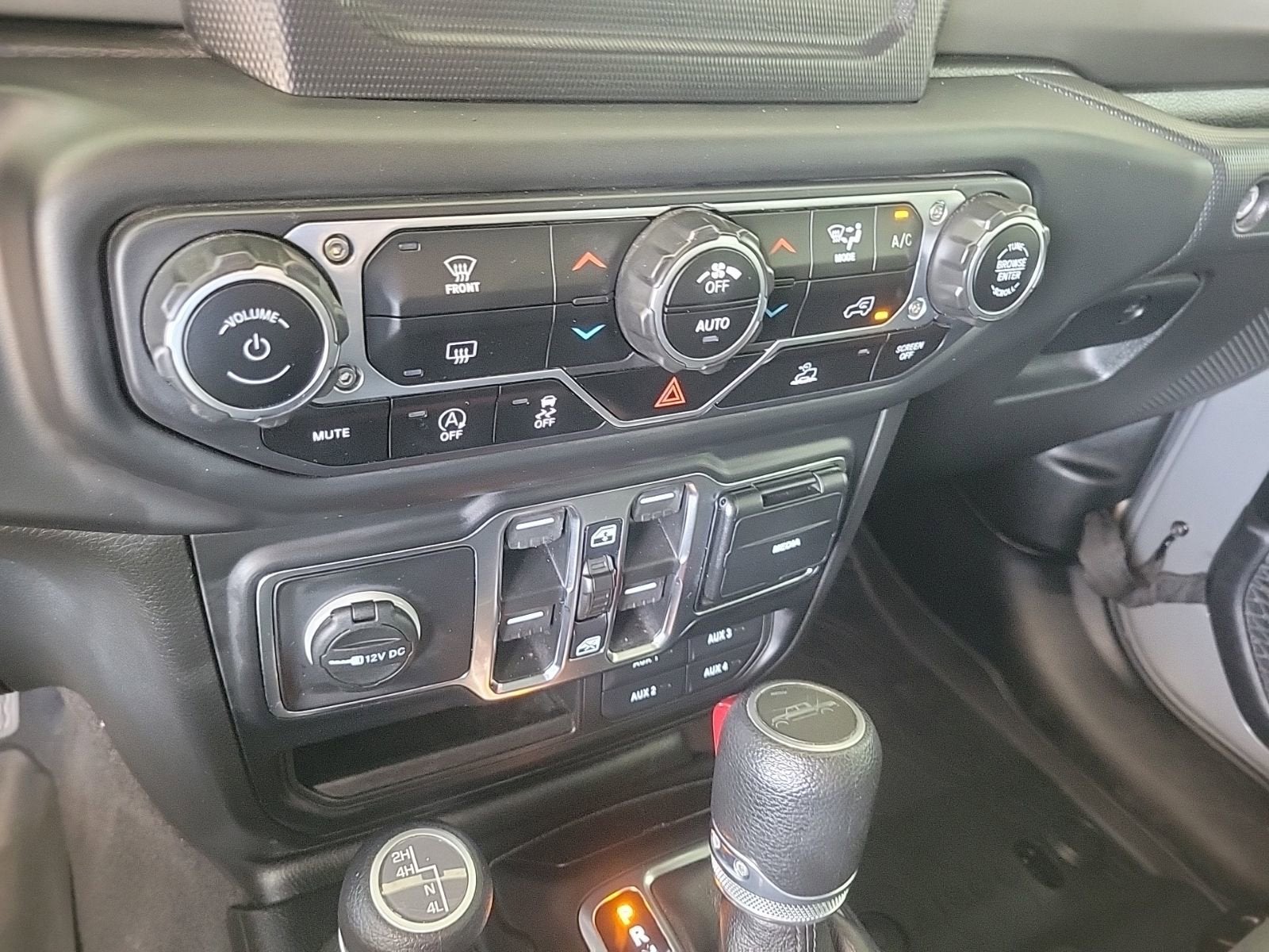 2021 Jeep Gladiator Willys