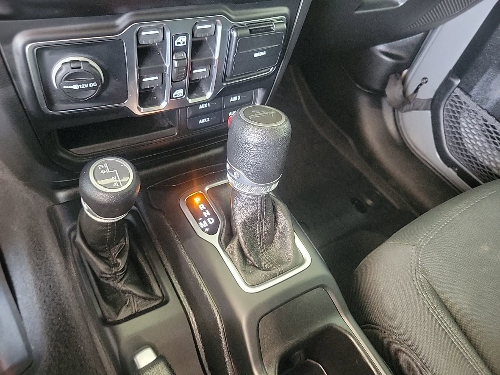 2021 Jeep Gladiator Willys