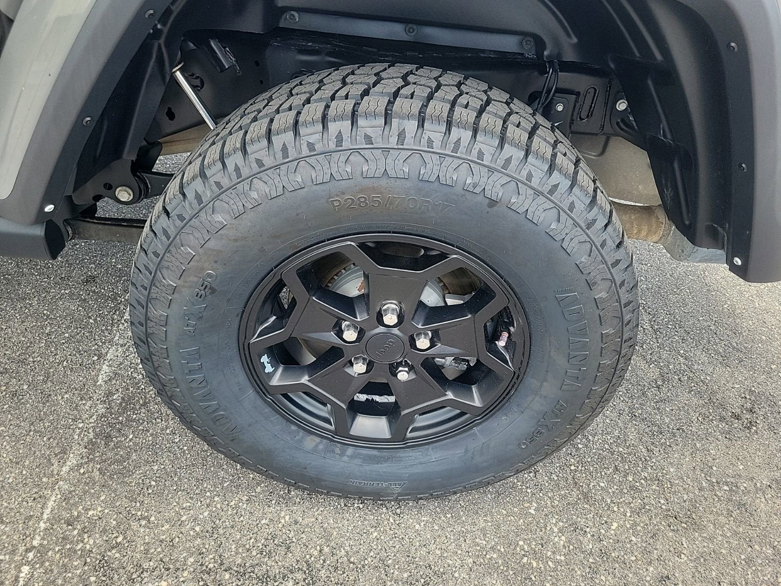 2021 Jeep Gladiator Willys