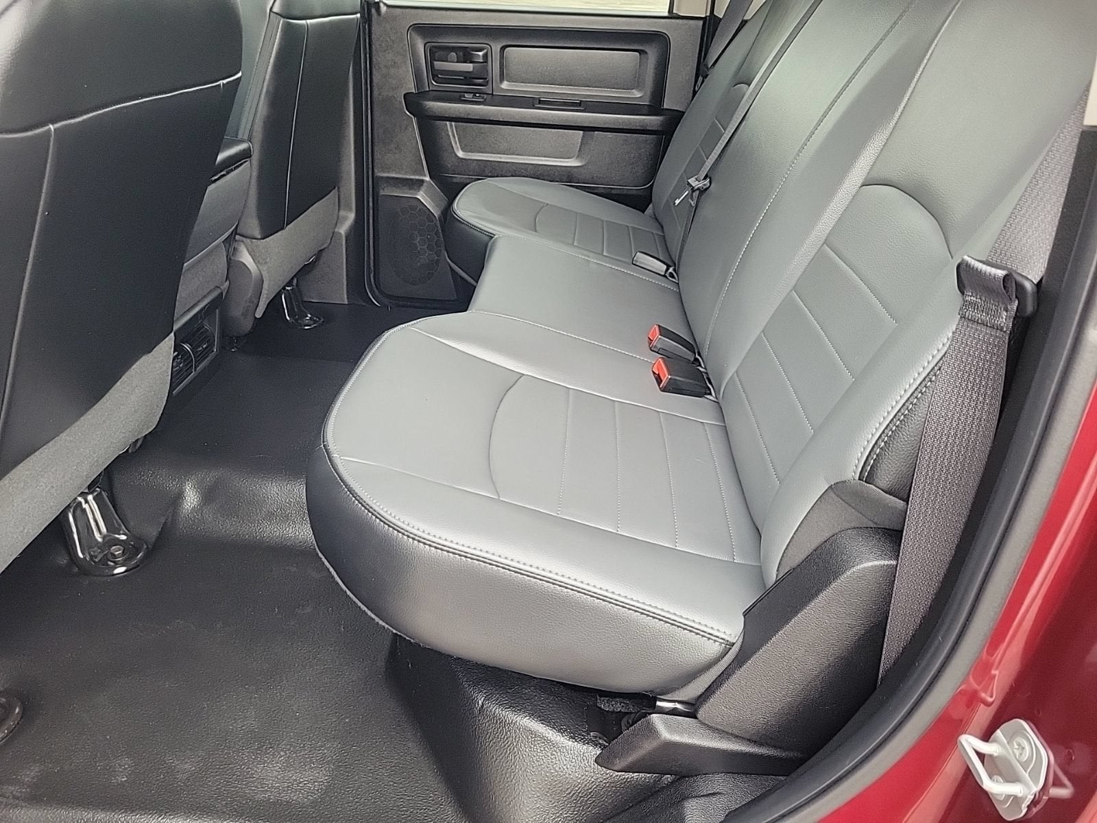 2023 RAM 1500 Classic Tradesman Crew Cab 4x4 5'7" Box