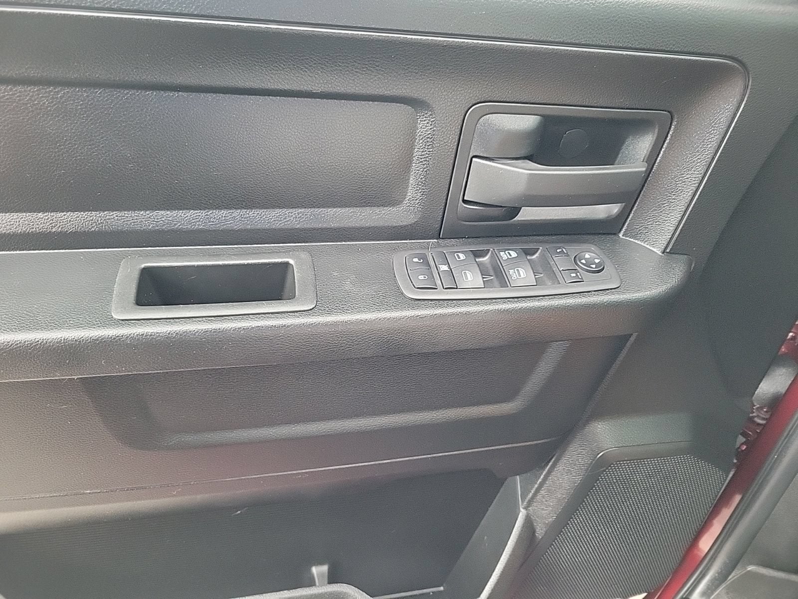 2023 RAM 1500 Classic Tradesman Crew Cab 4x4 5'7" Box
