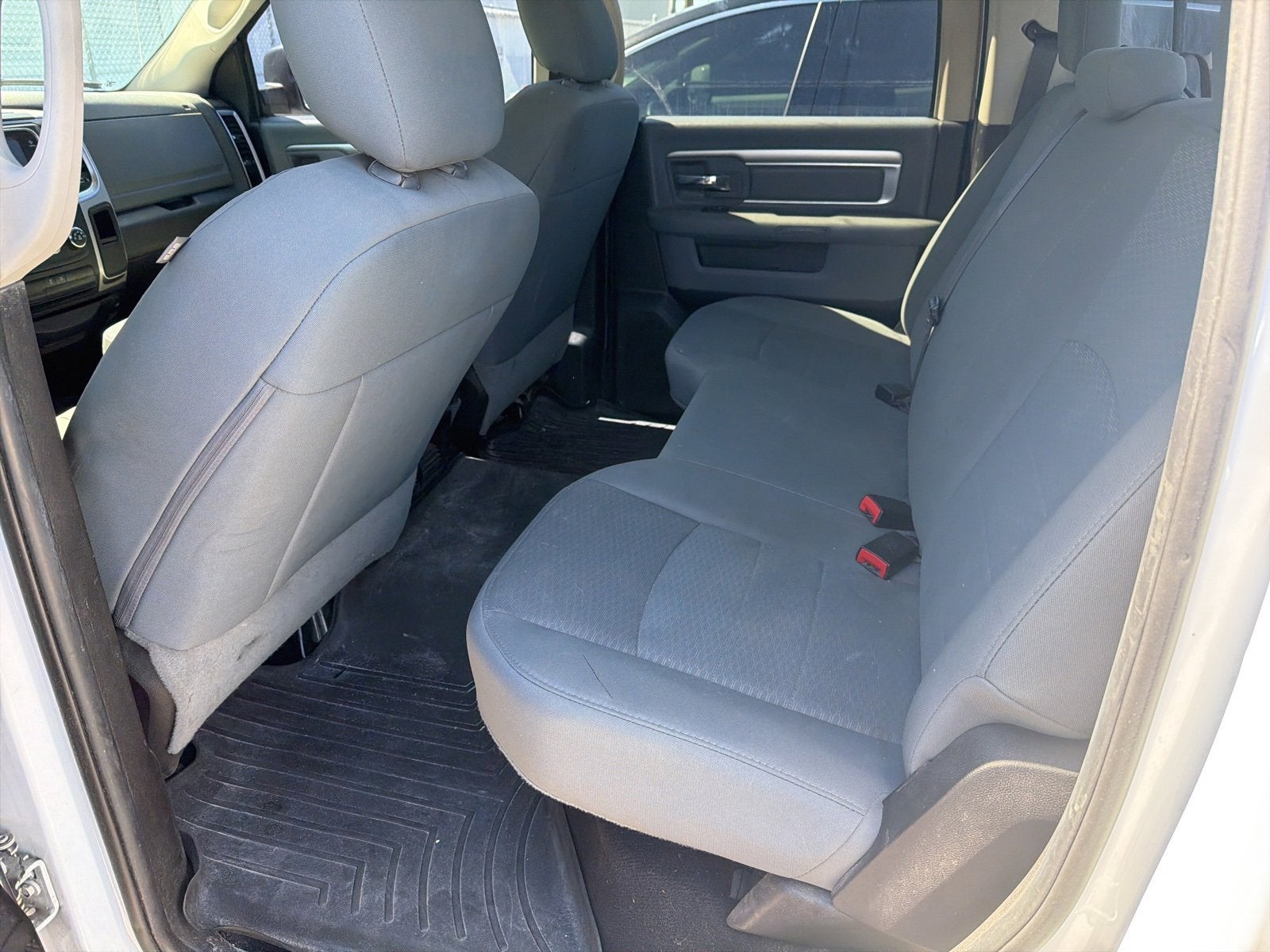 2019 RAM 1500 Classic SLT Crew Cab 4x4 6'4" Box