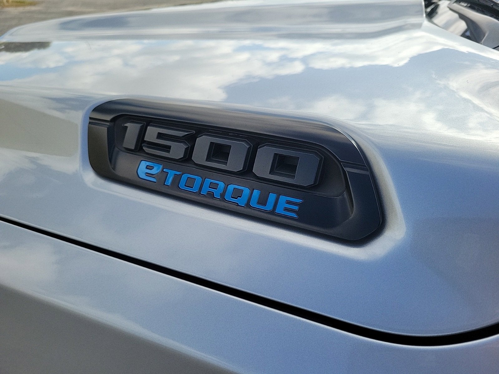 2022 RAM 1500 Big Horn Quad Cab 4x2 6'4" Box