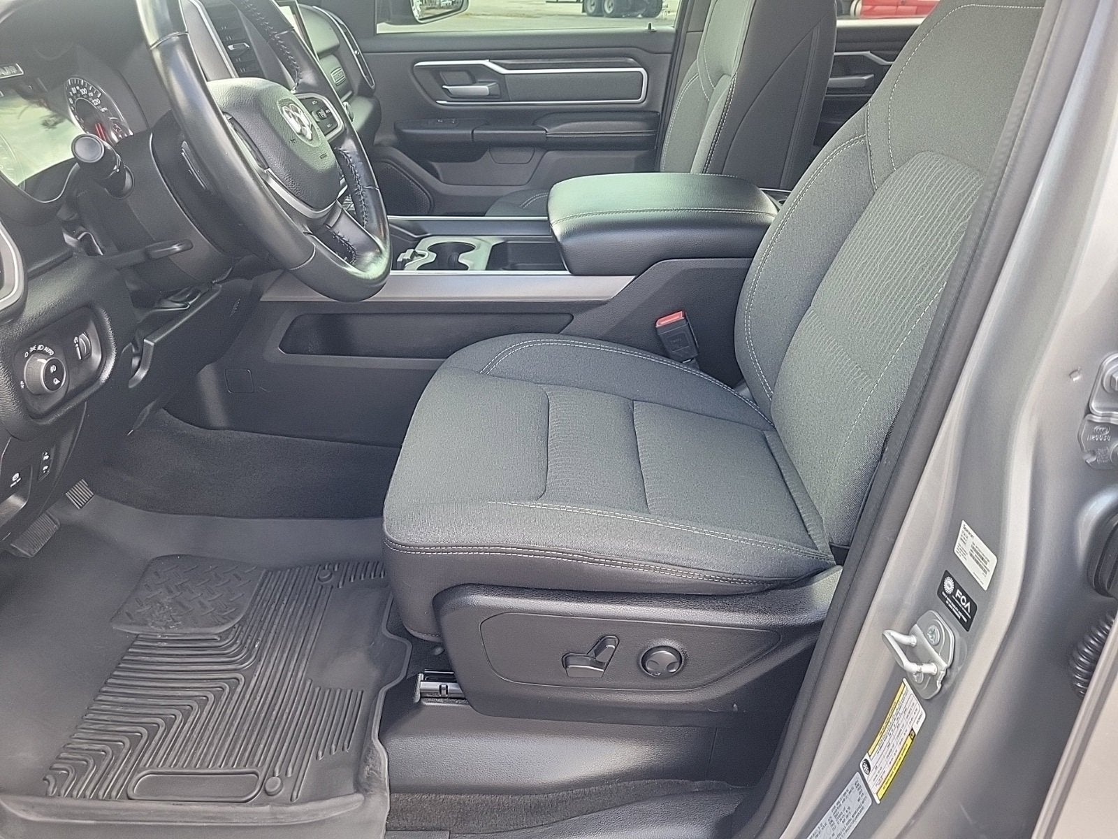 2022 RAM 1500 Big Horn Quad Cab 4x2 6'4" Box