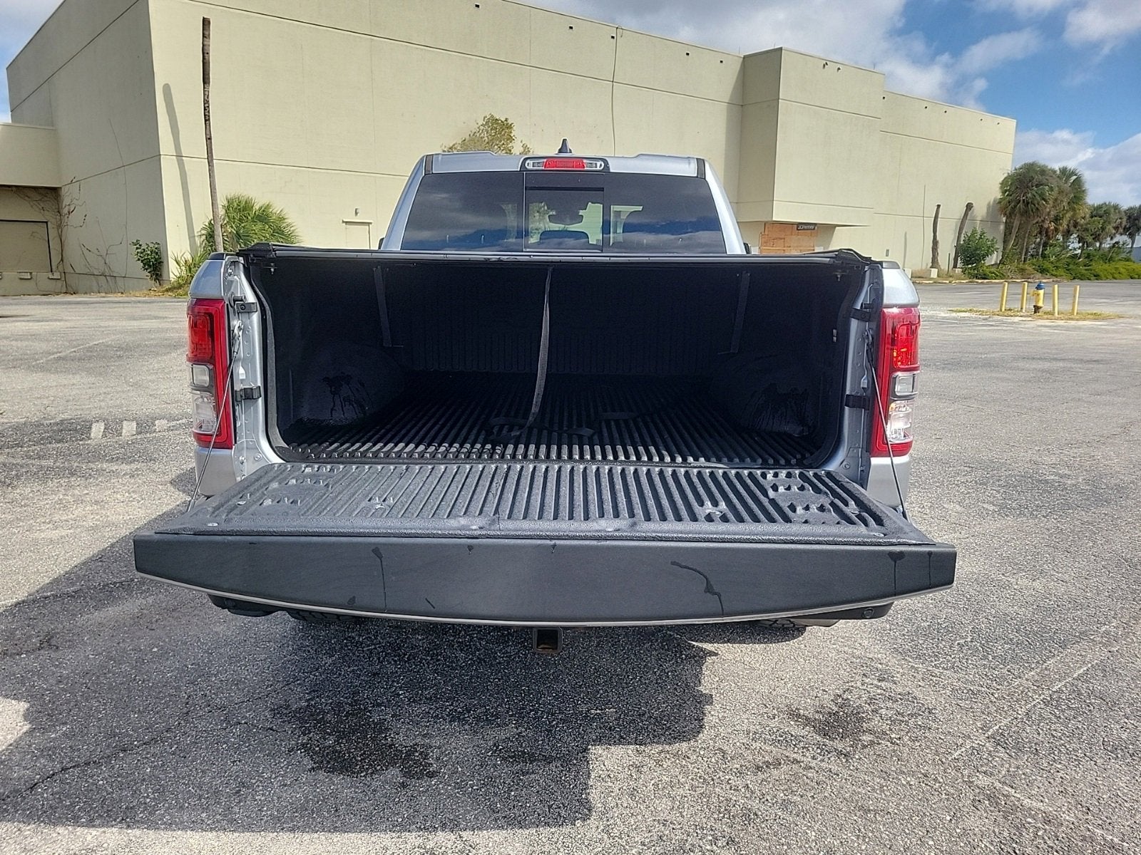 2022 RAM 1500 Big Horn Quad Cab 4x2 6'4" Box