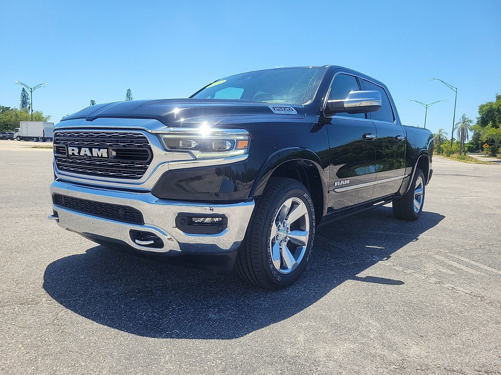 2022 RAM 1500 Limited Crew Cab 4x2 5'7" Box