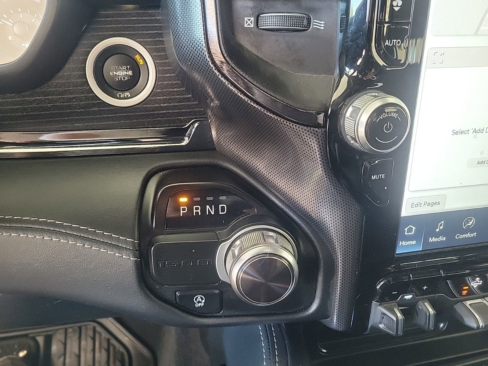 2022 RAM 1500 Limited Crew Cab 4x2 5'7" Box