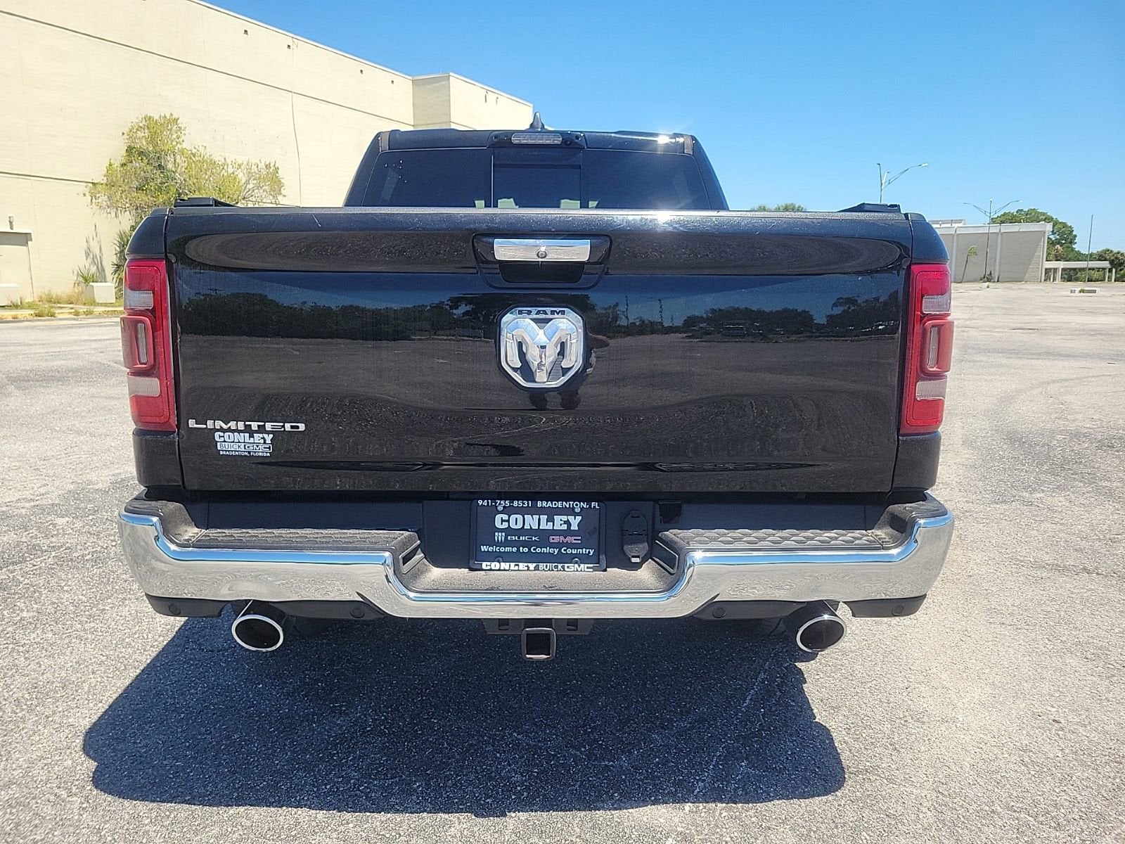 2022 RAM 1500 Limited Crew Cab 4x2 5'7" Box