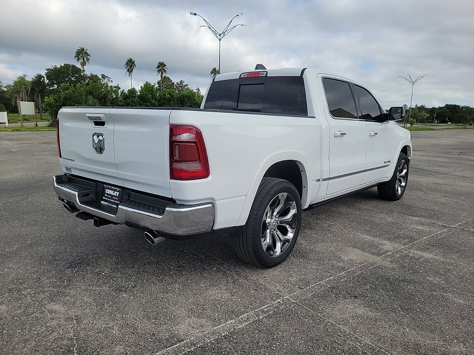 2022 RAM Ram 1500 Pickup Limited - Photo 8