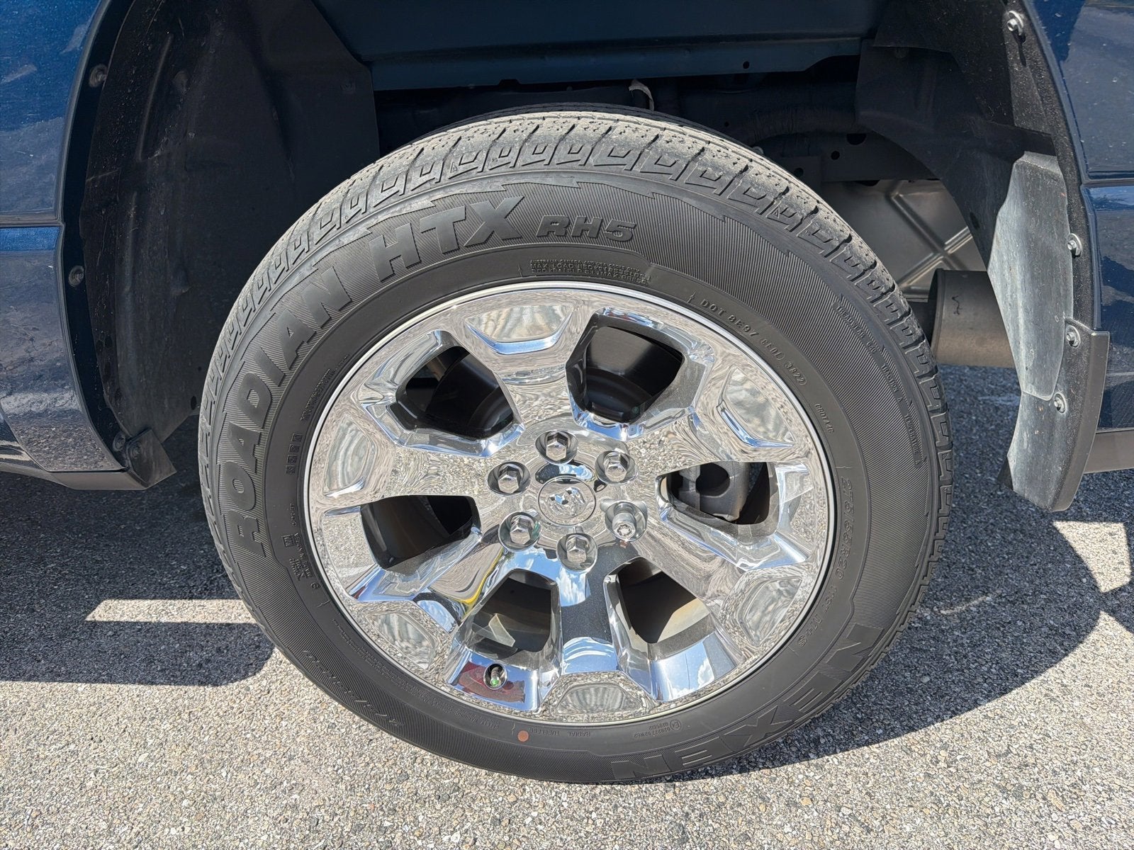 2023 RAM 1500 Big Horn Crew Cab 4x4 5'7" Box