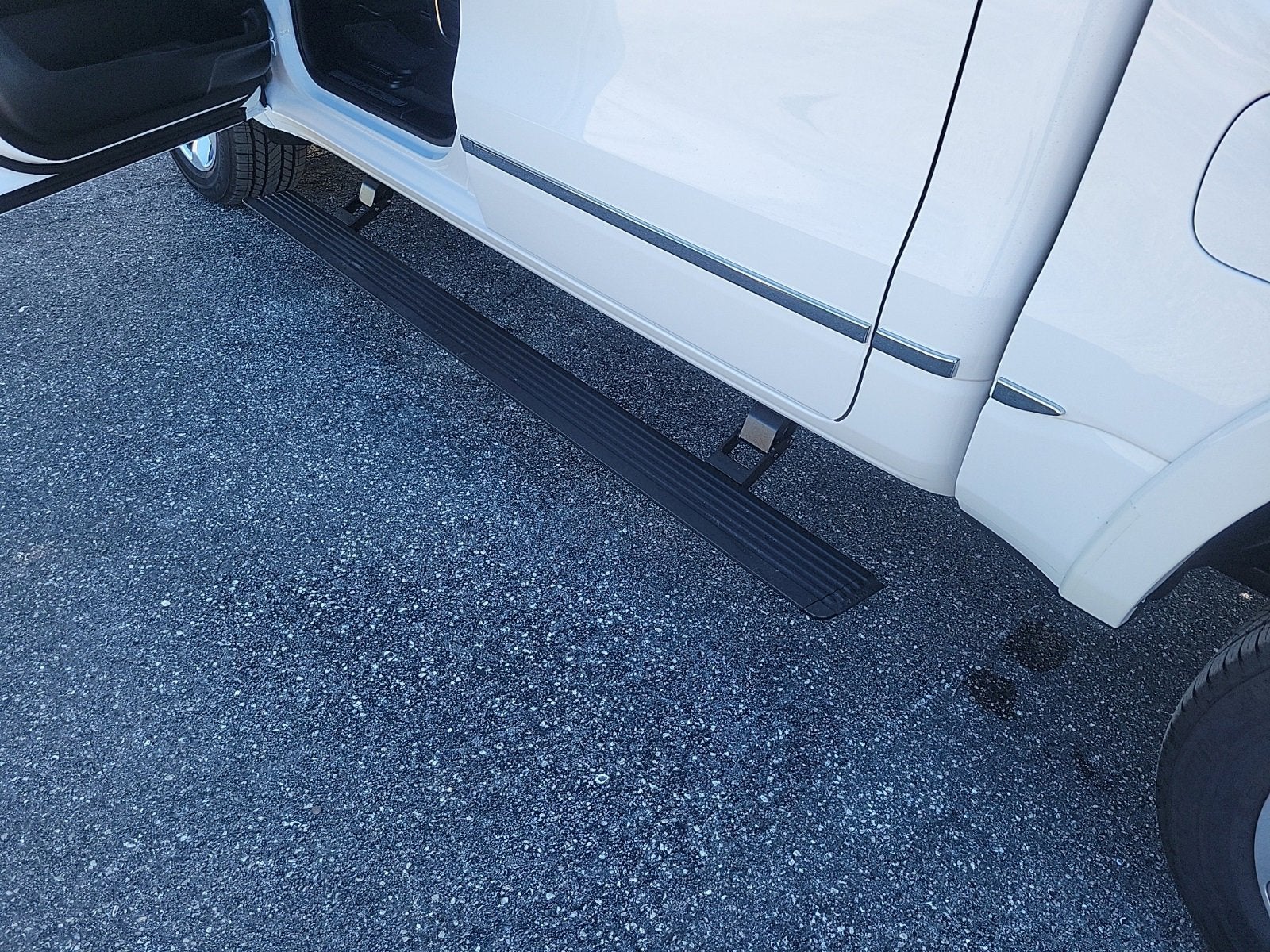 2021 RAM 1500 Limited Crew Cab 4x4 5'7" Box