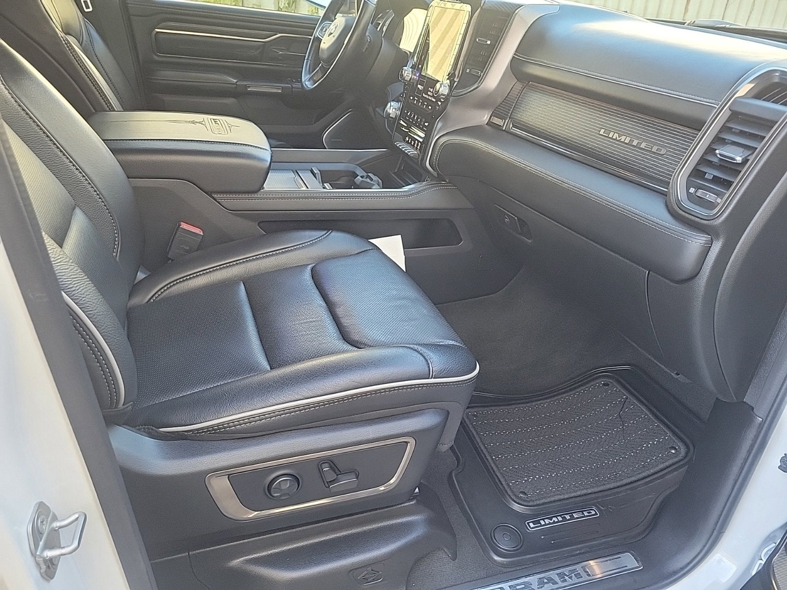 2021 RAM 1500 Limited Crew Cab 4x4 5'7" Box