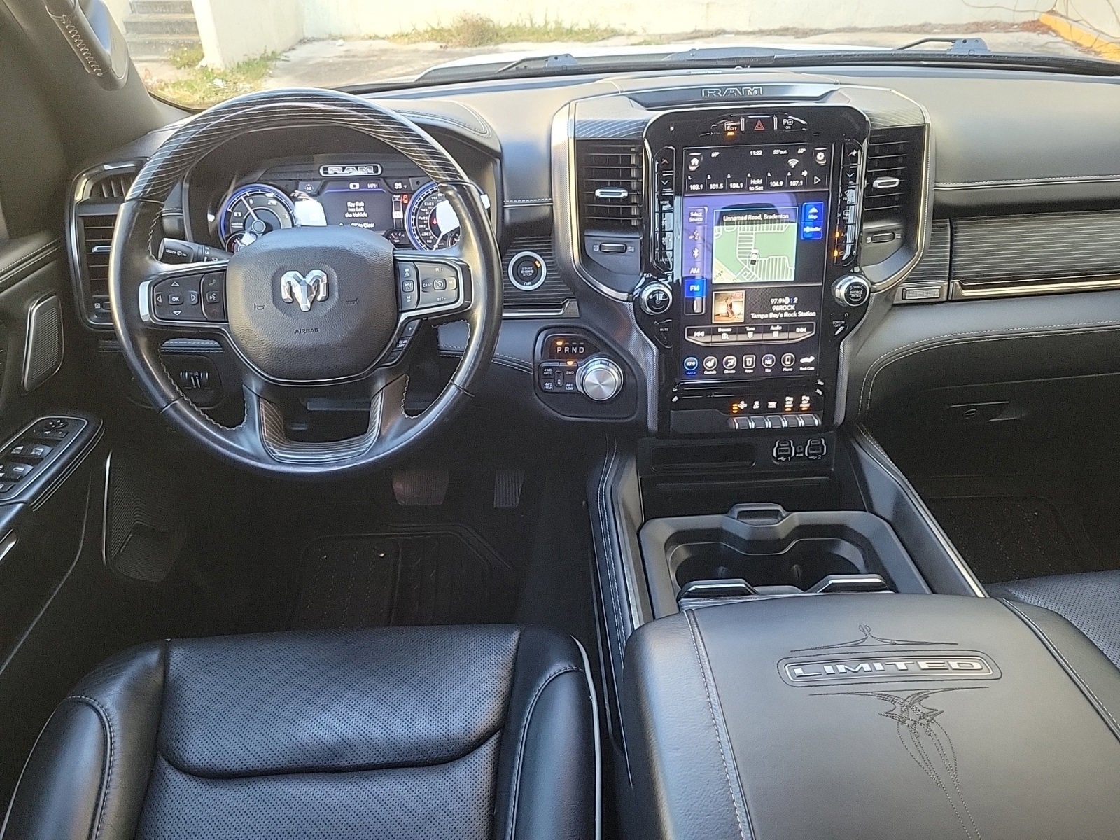 2021 RAM 1500 Limited Crew Cab 4x4 5'7" Box