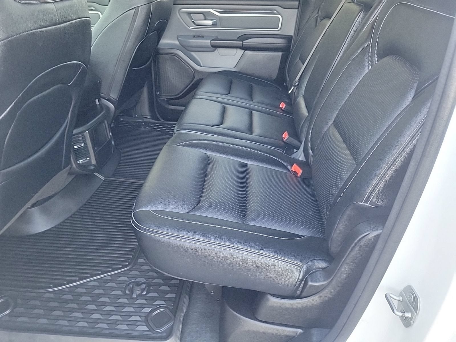 2022 RAM 1500 Big Horn Crew Cab 4x4 6'4" Box