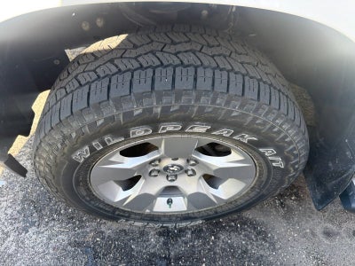 2022 RAM 1500 Big Horn Crew Cab 4x4 6'4" Box