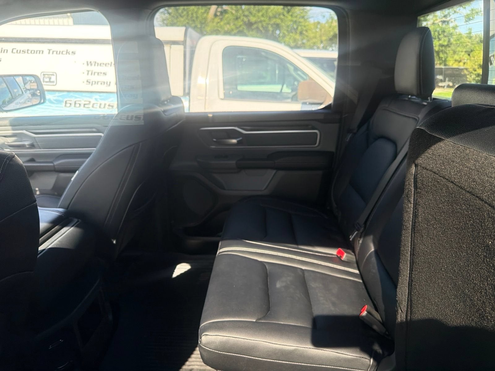 2022 RAM 1500 Big Horn Crew Cab 4x4 6'4" Box