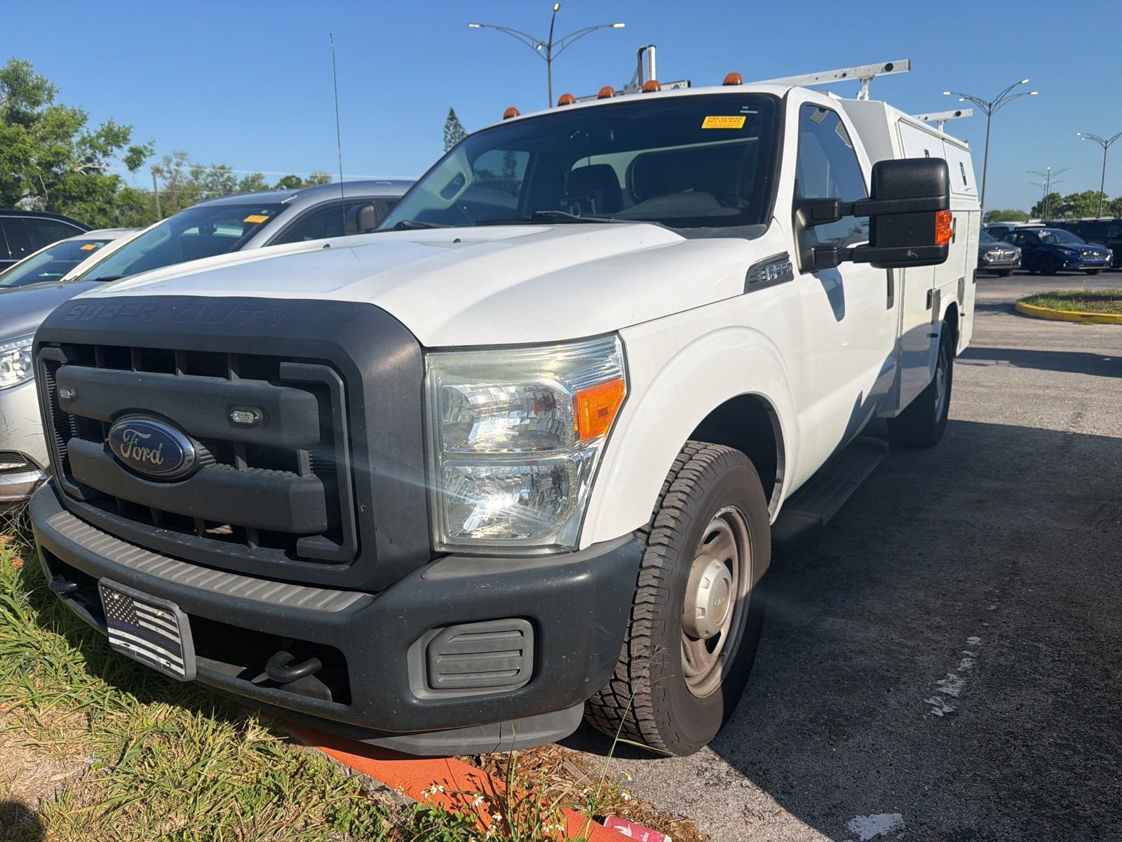 2014 Ford Super Duty F-350 SRW XL