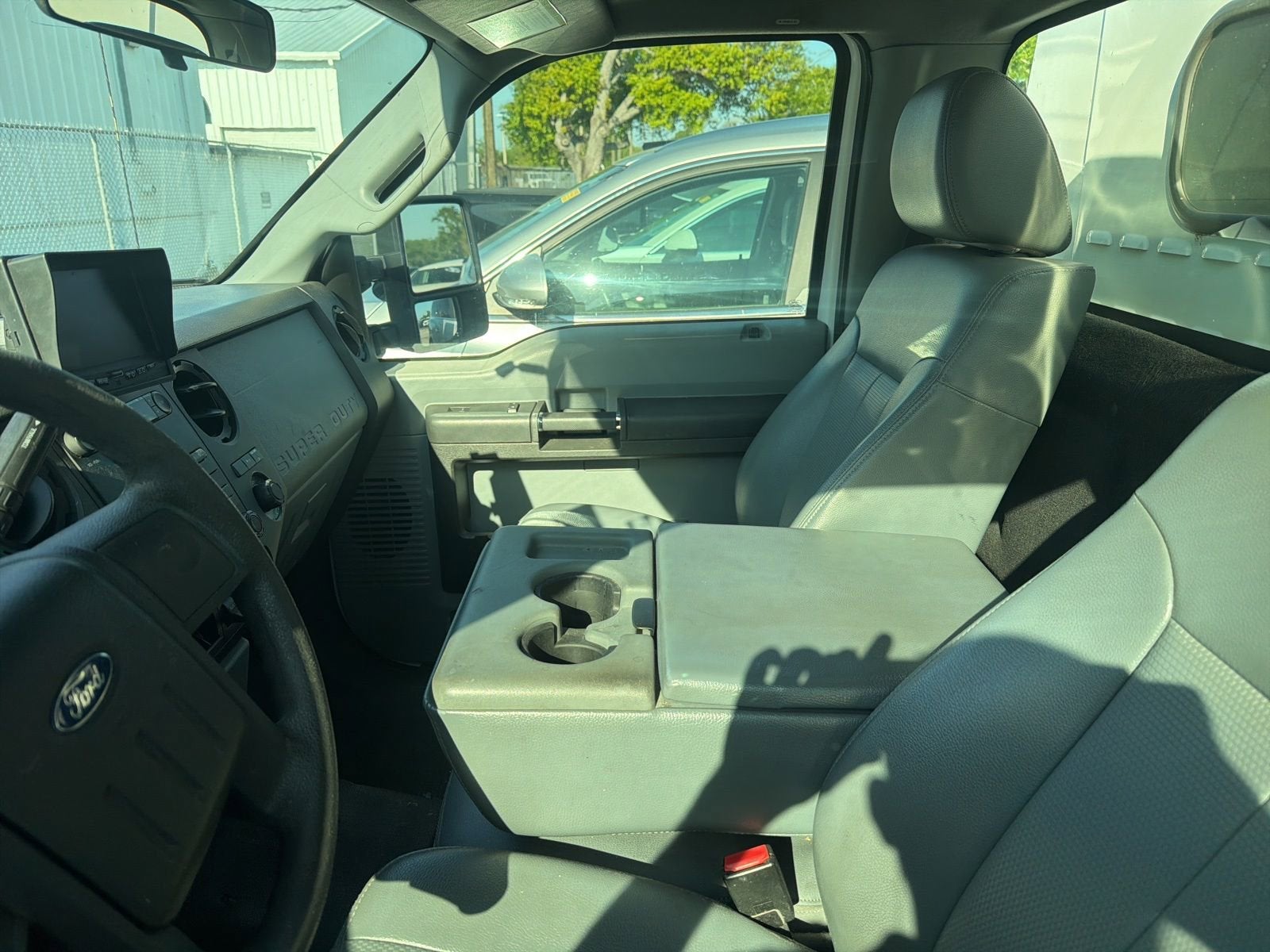 2014 Ford Super Duty F-350 SRW XL