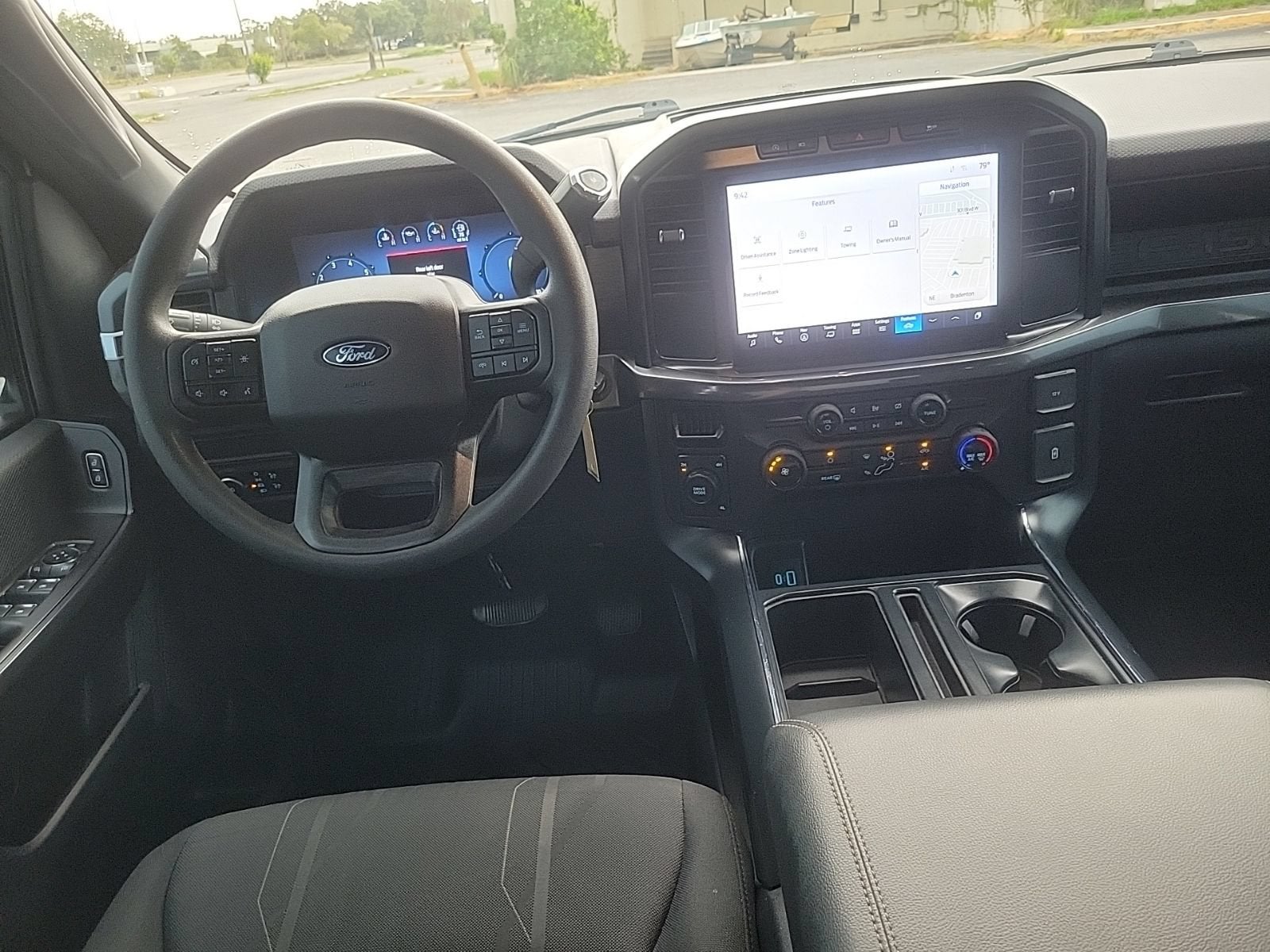 Photo 18