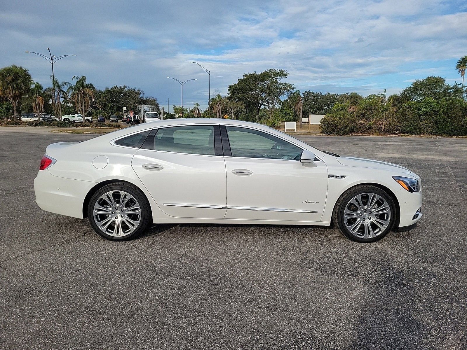 2019 Buick LaCrosse Avenir