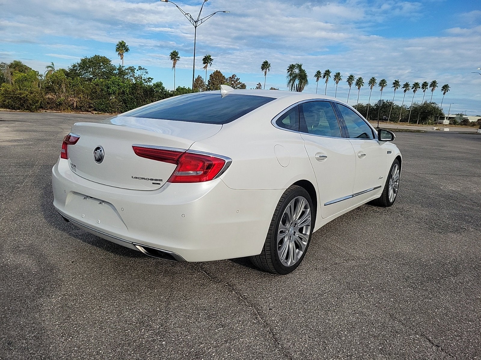2019 Buick LaCrosse Avenir
