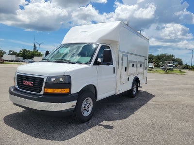 2026 GMC Savana Cutaway 3500 1WT