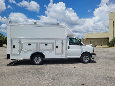 2026 GMC Savana Cutaway 3500 1WT