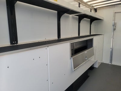 2026 GMC Savana Cutaway 3500 1WT