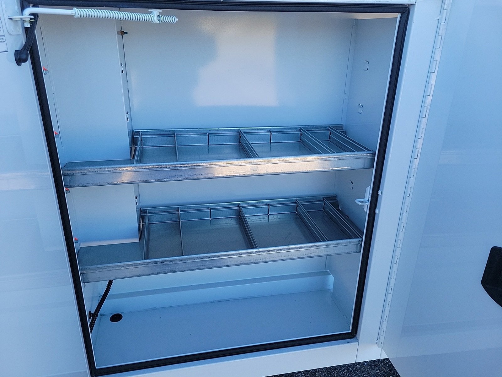 2025 GMC Savana Cutaway 3500 1WT