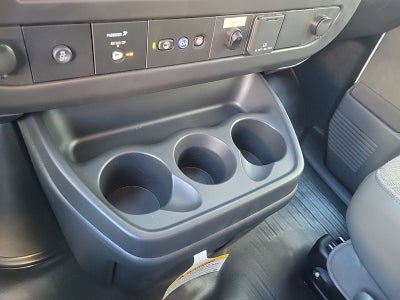 2025 GMC Savana Cutaway 3500 1WT