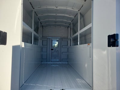 2025 GMC Savana Cutaway 3500 1WT