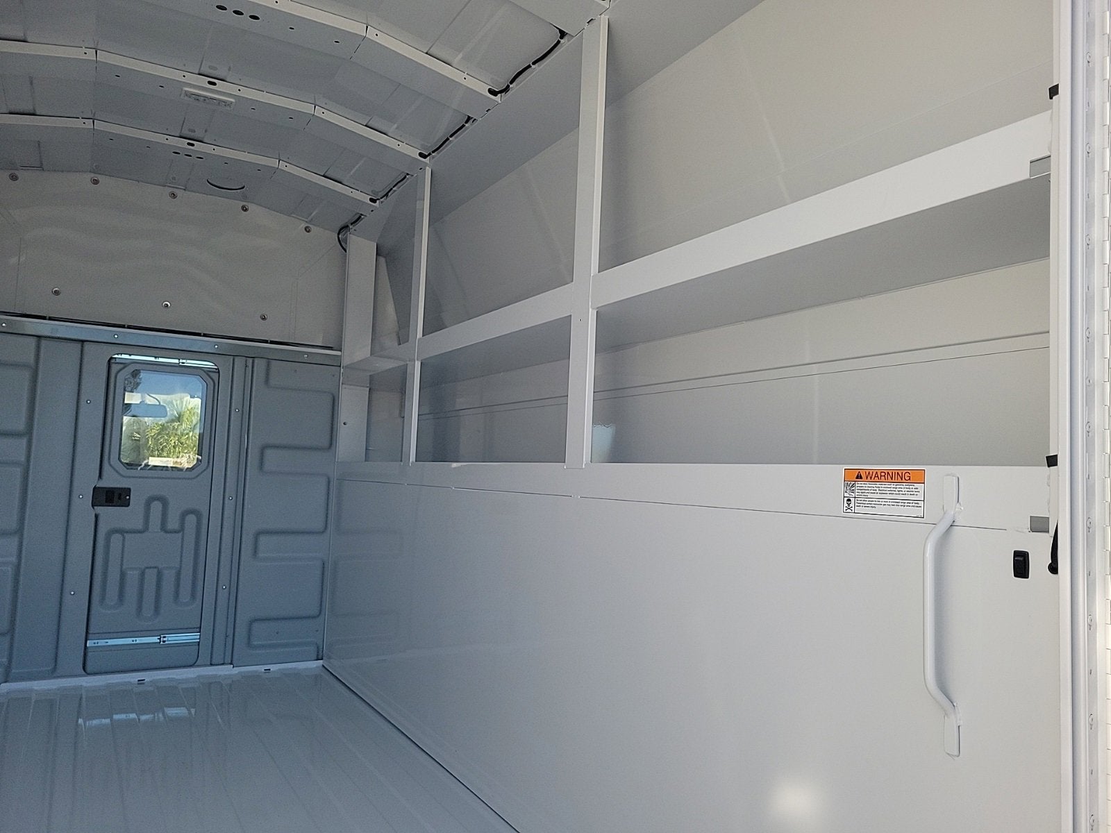 2025 GMC Savana Cutaway 3500 1WT