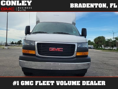 2026 GMC Savana Cutaway 3500 1WT
