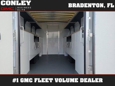 2026 GMC Savana Cutaway 3500 1WT
