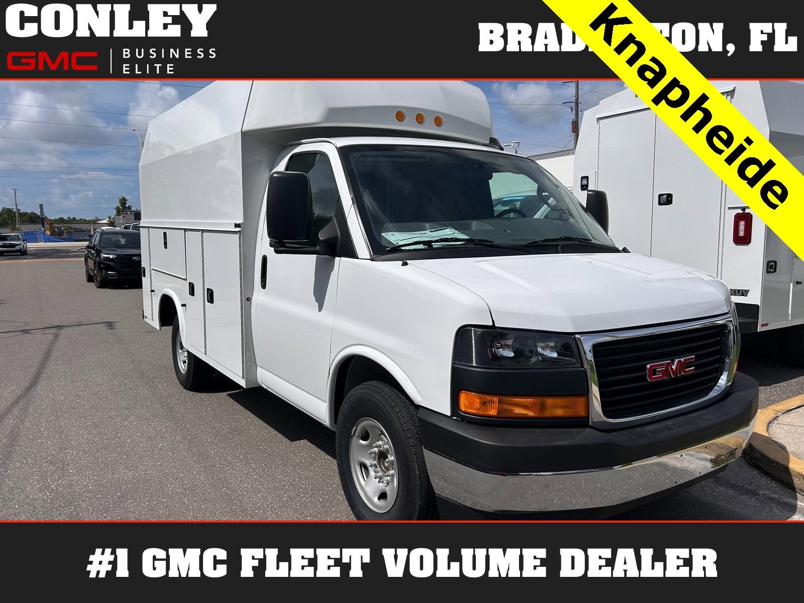 2025 GMC Savana Cutaway 3500 1WT
