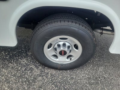 2025 GMC Savana Cutaway 3500 1WT