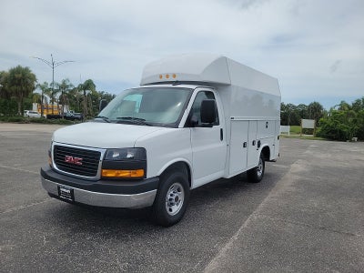 2025 GMC Savana Cutaway 3500 1WT