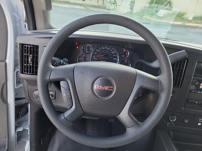 2025 GMC Savana Cutaway 3500 1WT