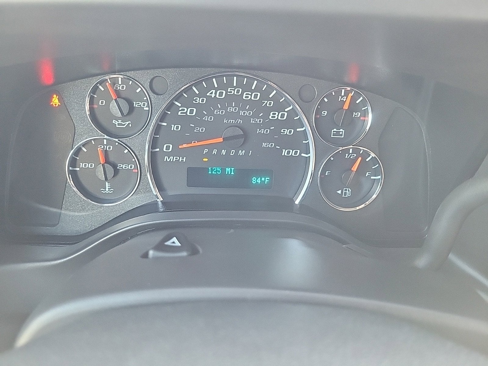 2025 GMC Savana Cutaway 3500 1WT