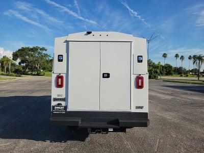 2025 GMC Savana Cutaway 3500 1WT