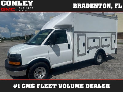 2026 GMC Savana Cutaway 3500 1WT