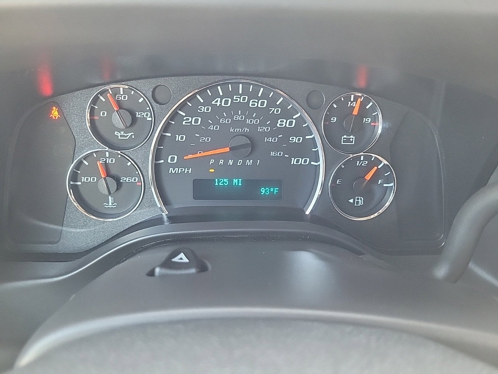 2025 GMC Savana Cutaway 3500 1WT