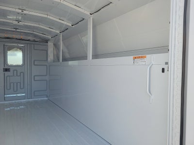 2025 GMC Savana Cutaway 3500 1WT