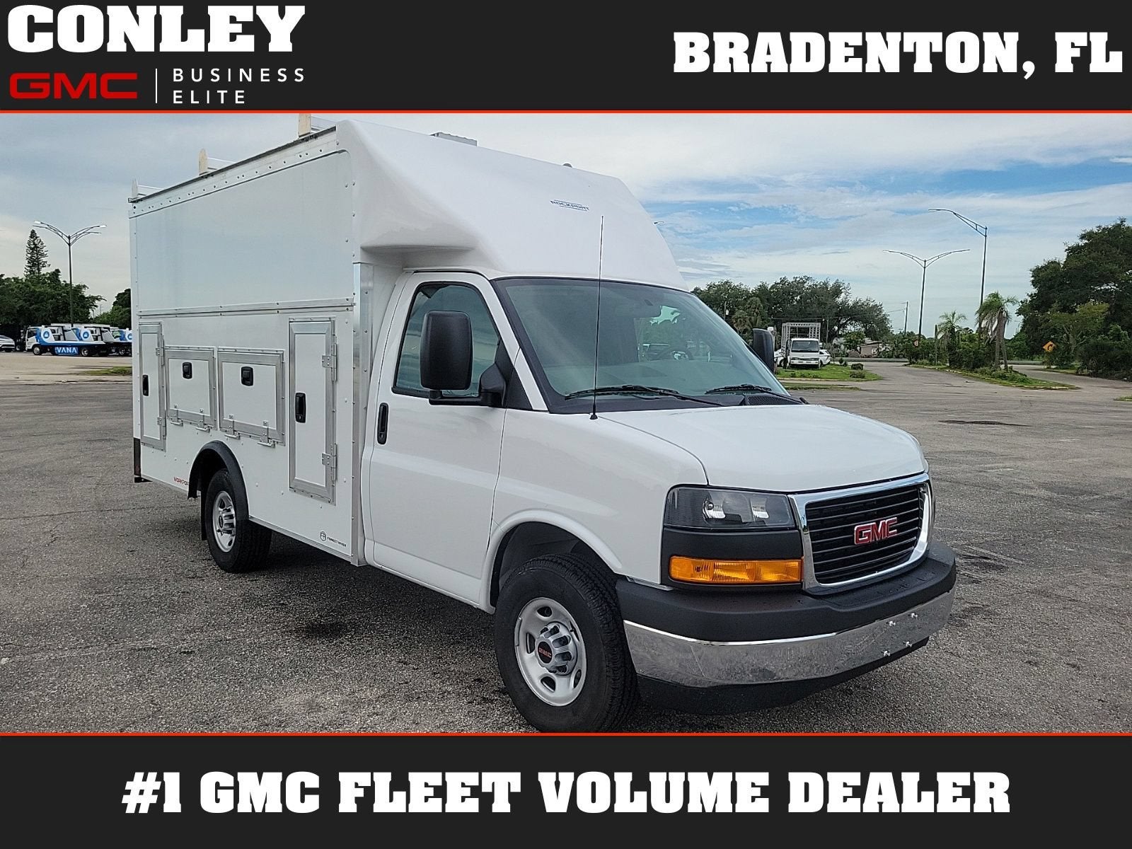2026 GMC Savana Cutaway 3500 1WT