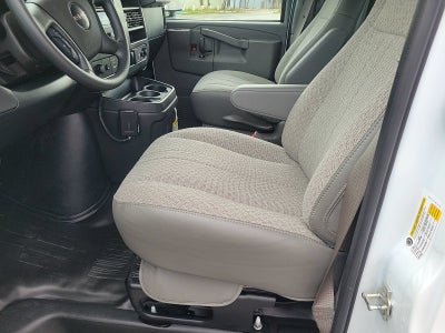 2026 GMC Savana Cutaway 3500 1WT