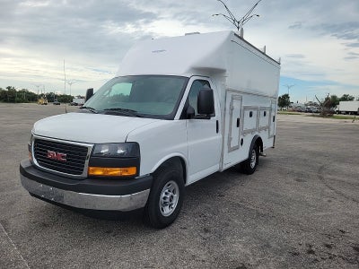 2026 GMC Savana Cutaway 3500 1WT