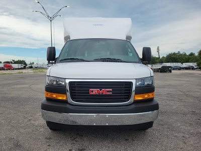 2026 GMC Savana Cutaway 3500 1WT