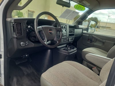 2023 GMC Savana Cutaway 3500 Work Van